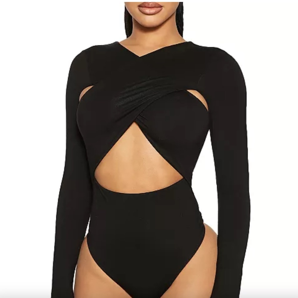 NWOT Naked WardrobeThe NW Criss-Cross Wrap Bodysuit Size XL